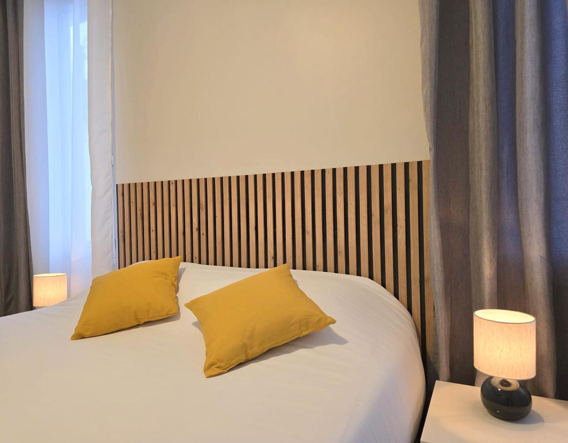Trianon Saint Ouen Hotel ภายนอก รูปภาพ